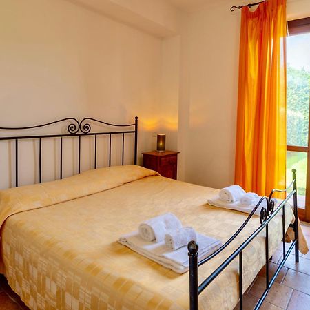 Isa - Residence With Swimming Pool In Sorano, Apartments With Air Conditioning And Private Outdoor Area Sorano (Grosseto) Exterior foto